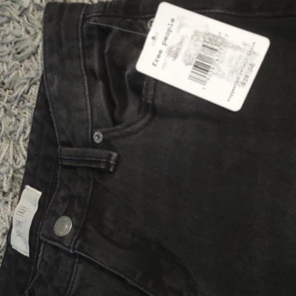 Free people mid-rise vintage black frayed distressed hemline new denim Jeans 25 - Picture 5 of 10